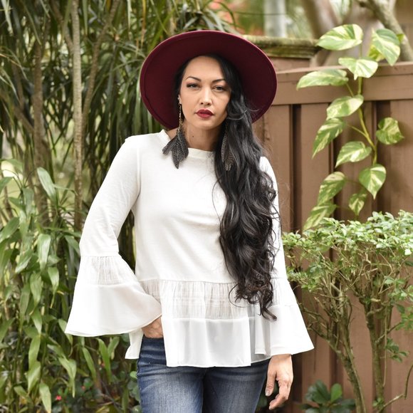 White Bell Sleeve top - Picture 3 of 3